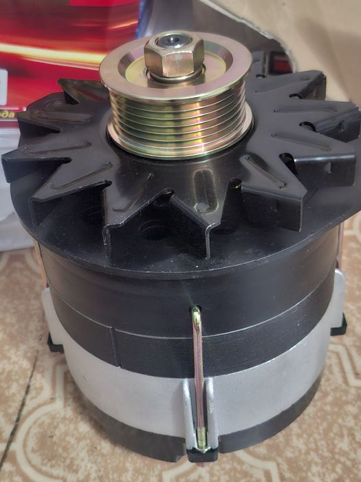 Продам генератор на Камаз. Новый.