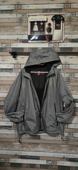 Burberry Sport XXL-мъжко тънко яке (10-95)