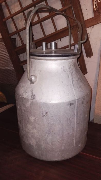 Бидон от доильного апарата