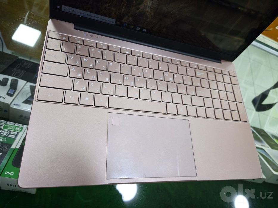 Новый Noutbuk 16/256gb