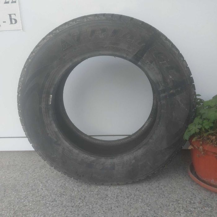 Чисто нови джипови гуми, 16”