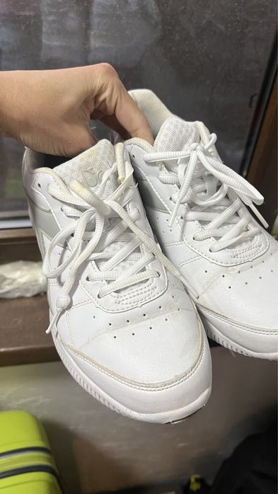 Кроссовки DIODORA