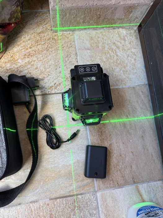 Laser 360 cu accesorii , lumina verde