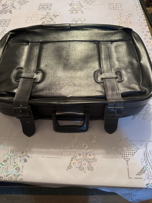 Продам чемодан советский