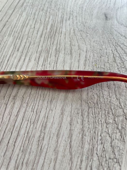 Детски дрехи и очила