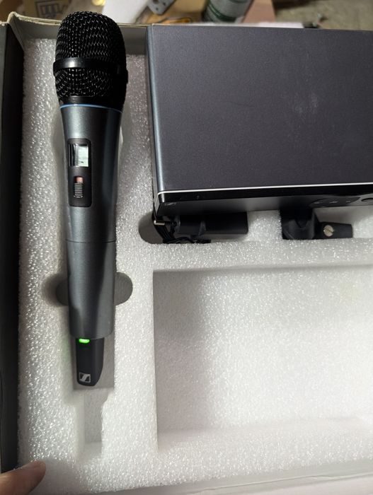 Microfon Senheiser XSW 1-825 Dynamic Cardioid