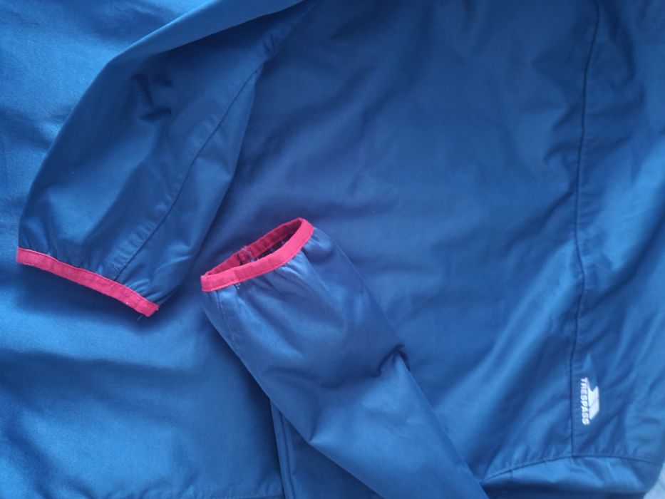 Softshell Trespass XL, rezistent la ploaie si vant