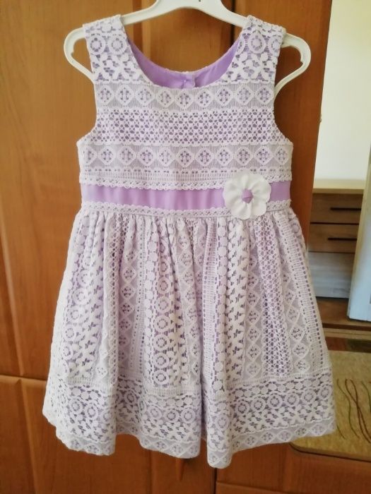 прекрасна рокличка