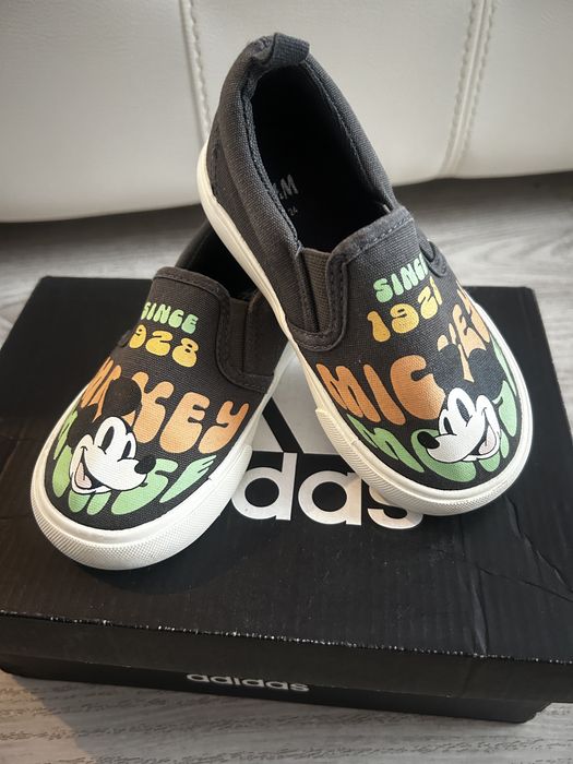 Tenisi  copii marimea 24