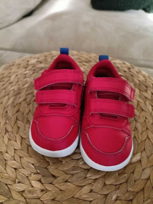 Маратонки Adidas 20 номер
