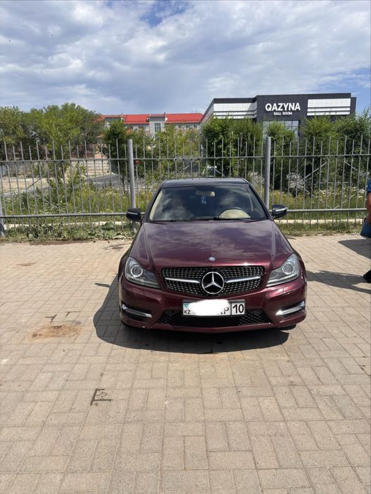 Mercedes-Benz C 200 срочно продам