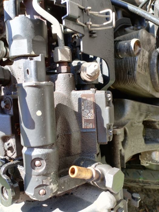 Продавам помпа за високо налягане за Нисан кашкай 1,5 dci