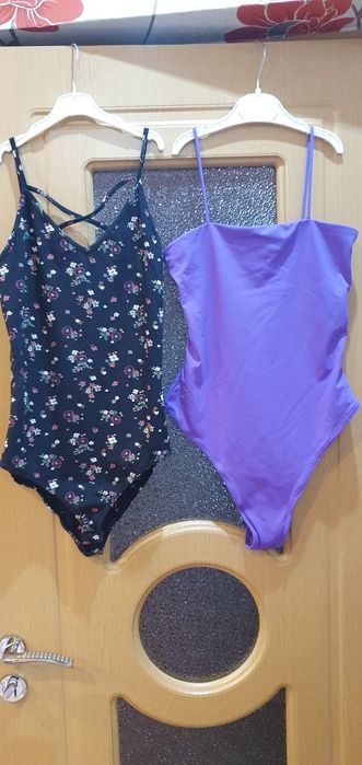 2 Body Bershka si Sinsay., ambele la doar 45 lei