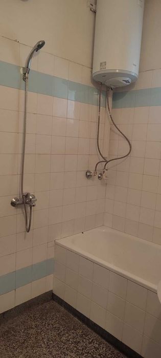 Дава се под наем Многостаен апартамент в Асеновград - 101 кв.м за 149620.74 € - Снимка #8