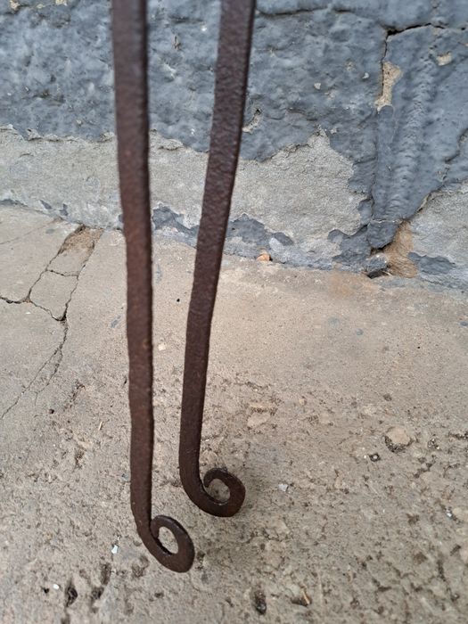 Стар ръчно кован дилаф маша