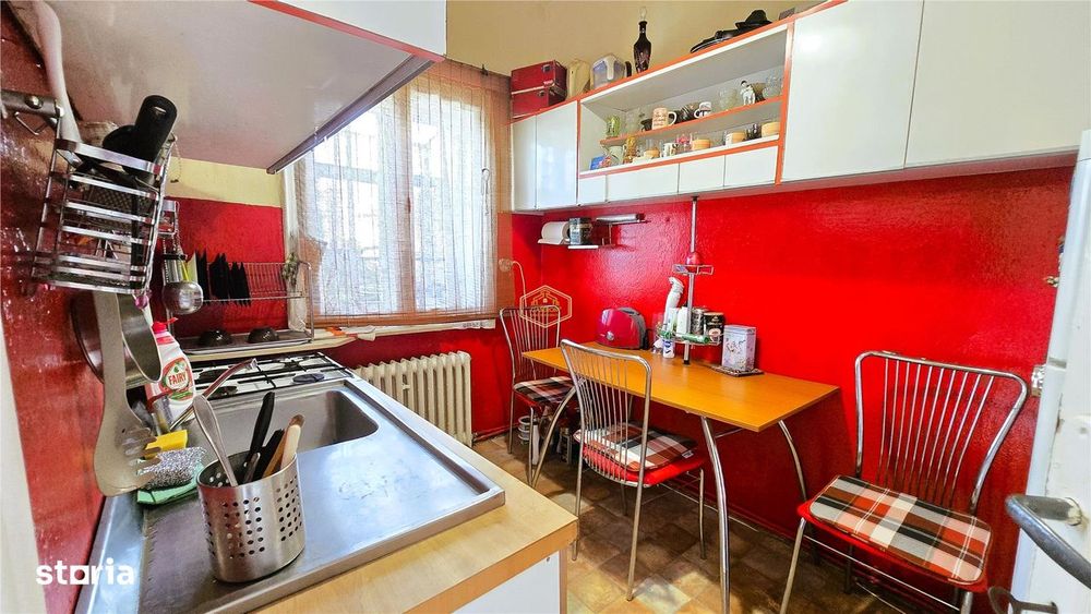 Central | 3 camere decomandate + curte proprie de 35 m² | Etaj 1