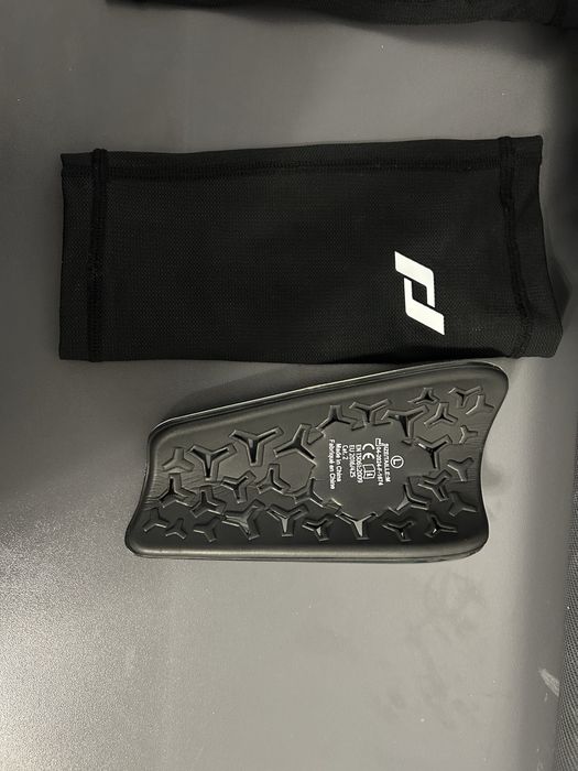 Vand aparatori fotbal pro touch noi nefolosite