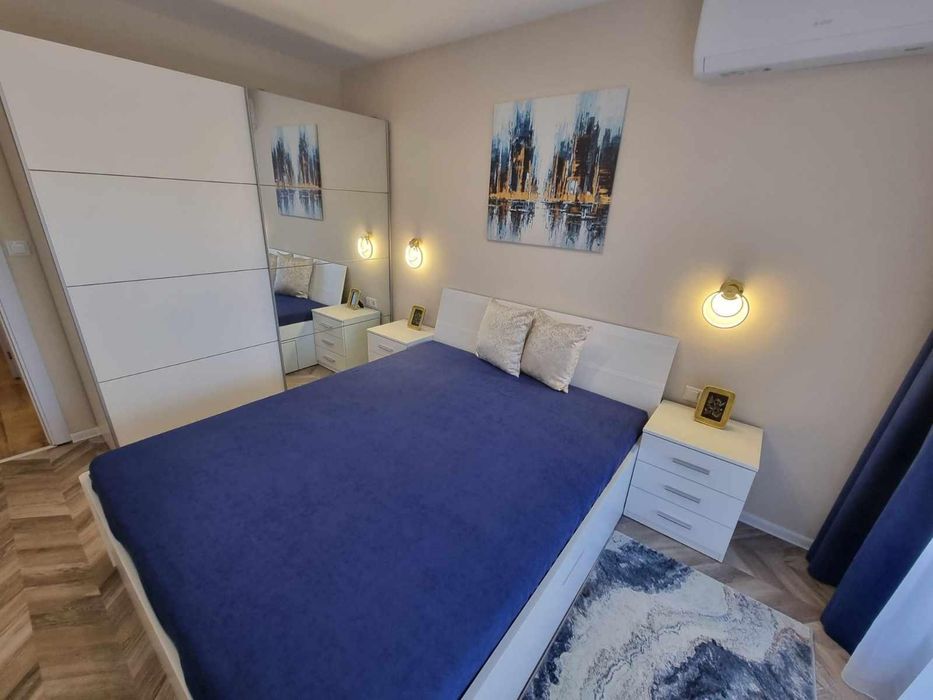 Дава се под наем Тристаен апартамент в Пловдив, Христо Смирненски - 120 кв.м за 900 € - Снимка #2