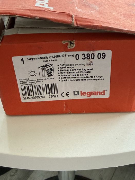 Tablou Emergenta Legrand Nou