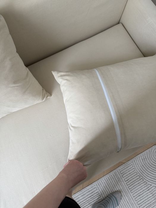 Диван двухместный без деффектов