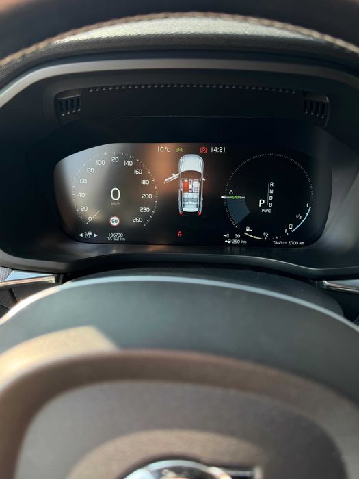 Volvo XC60 - T8 R-Design 2019 - plug-in hybrid (tva deductibil)