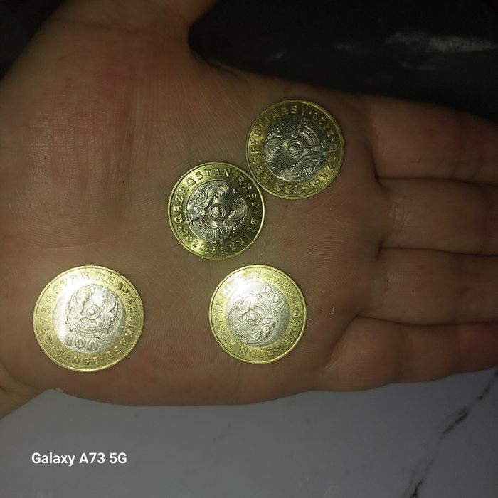 Колекционные манеты .