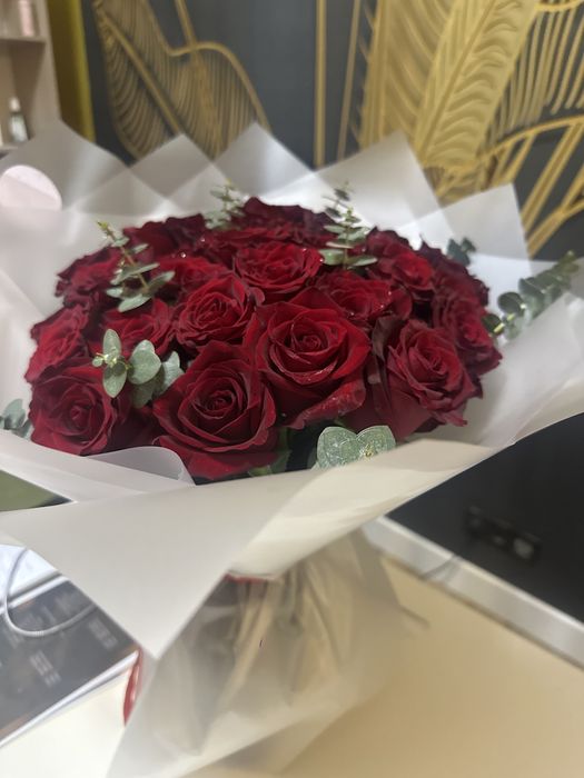 Цветы красные розыыыыыы