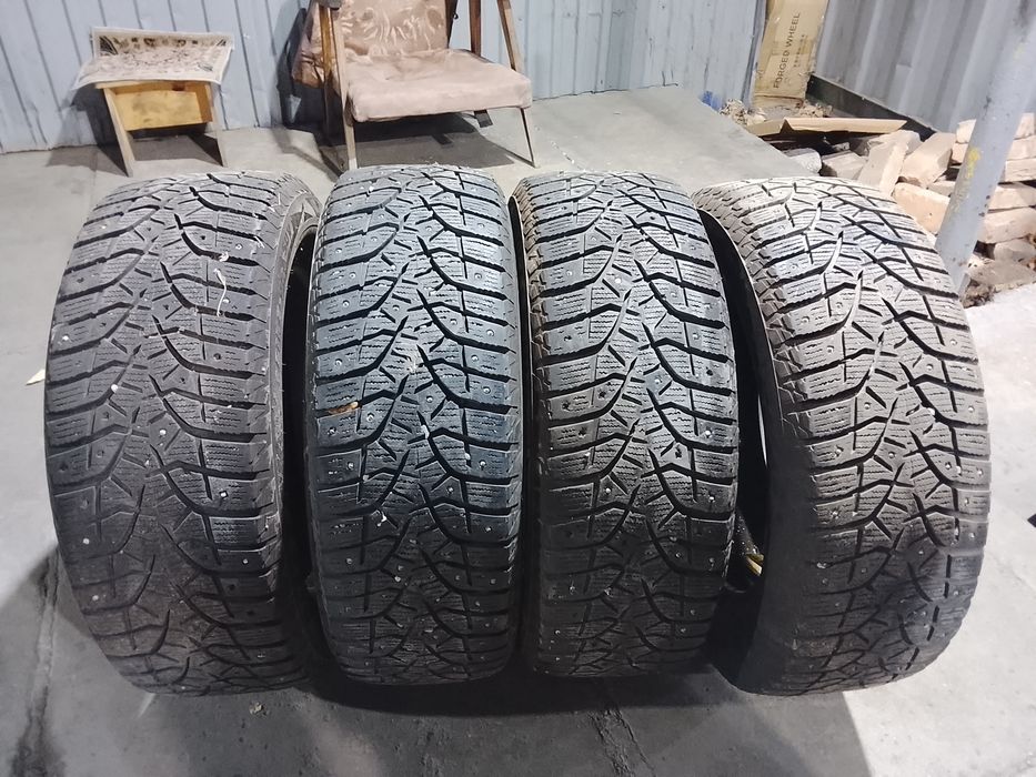 Шины на продажу BRIDGESTONE