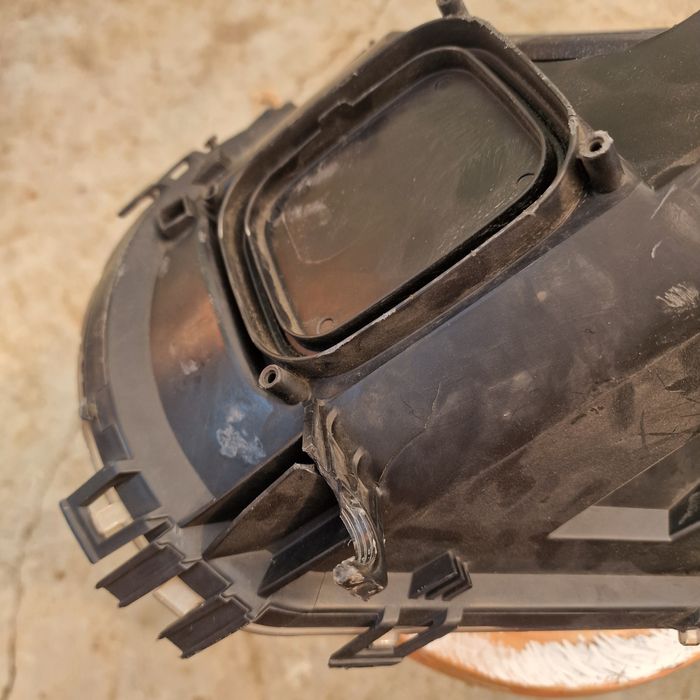 Mini Cooper 2013 ляв фар