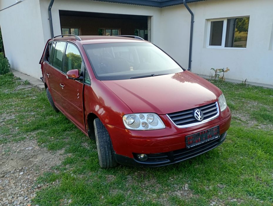 Dezmembrez Volkswagen Touran - 1 (2003 - 2006), 1.9 tdi AVQ, manual, AVQ, FYG