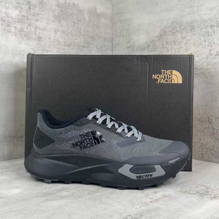 Нови мъжки маратонки The North Face M Vectiv Enduris 4 black anthracit