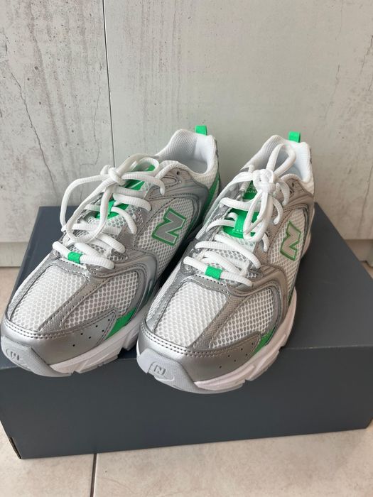 Продам new balance 530