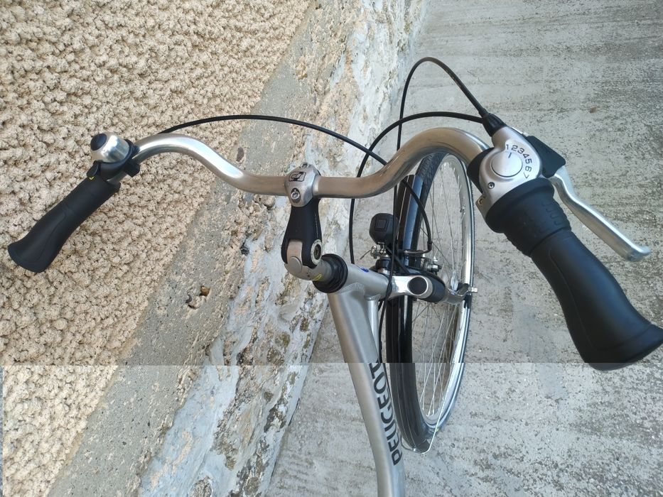 Peugeot Corona 28 цола