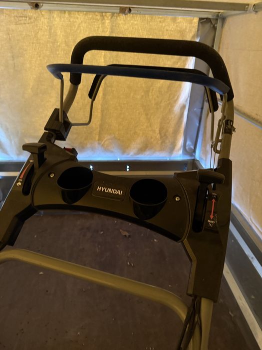 Бензинова самоходна косачка hyundai Hym51spe-zt ел стартер