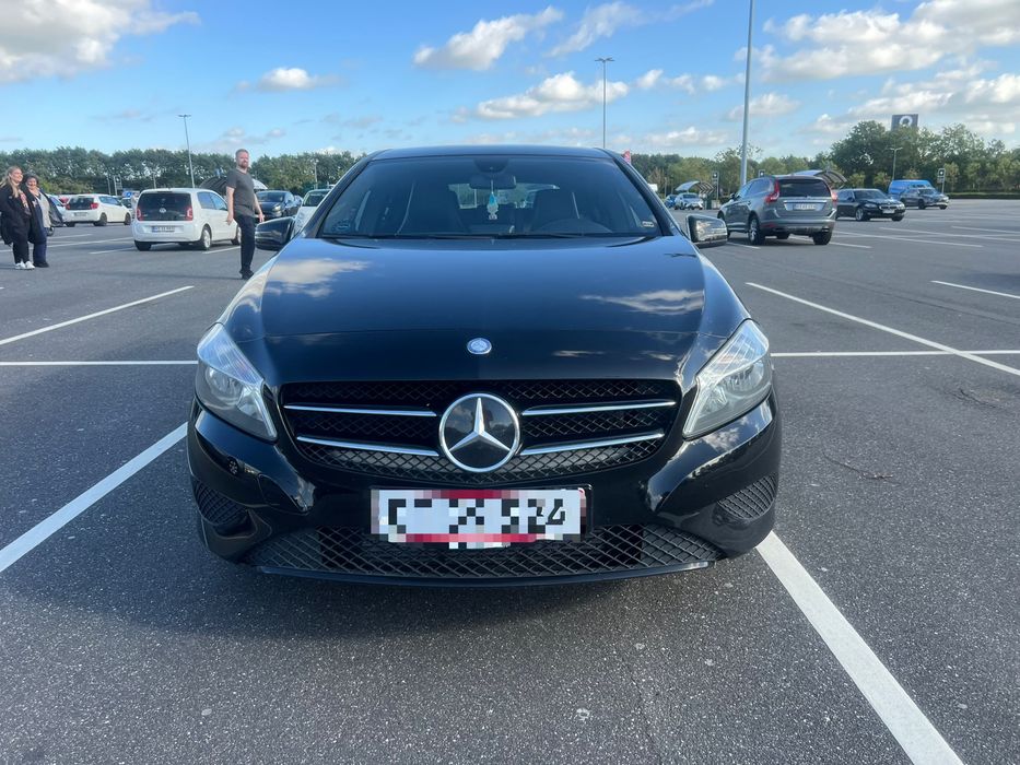 Mercedes Benz A180 2015