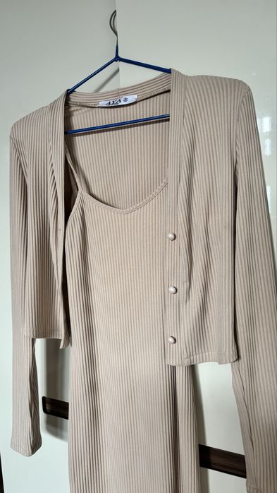 Облегающее платье