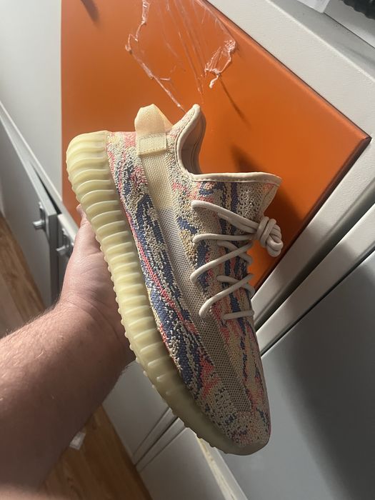 Yeezy 350(marimi 42 2/3)
