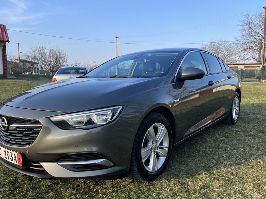 Opel Insignia, 2018, Euro 6, Carte service