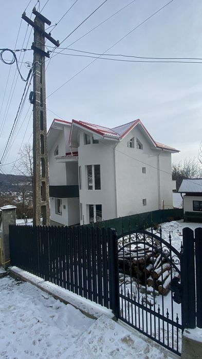 VILA ,casa de vacanta sau pensiune 315mp. in BREAZA pe VALEA PRAHOVEI