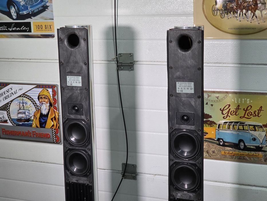 Boxe active BANG & OLUFSEN BEOLAB 8000, de podea ,aluminiu body