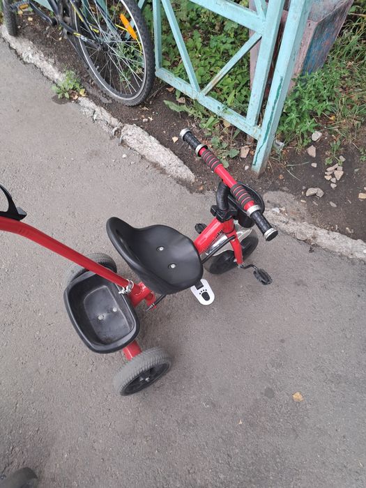 Продам велик 3х колёсный