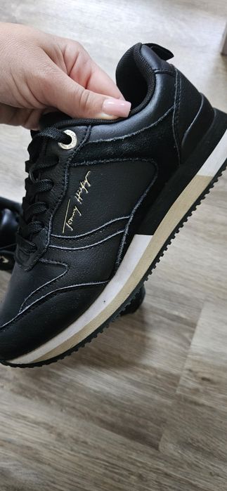 Дамски маратонки Tommy Hilfiger
