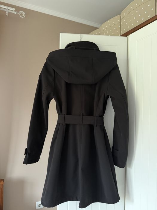 Палто / trench coat, S размер на DKNY водоустойчиво