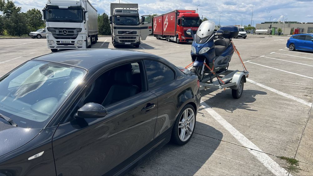 Dezmembrez maxi scooter Piaggio X9 Evolution 200cc maxiscooter scuter carene far bord oglinzi motor evacuare parbriz