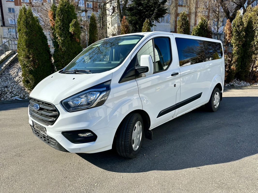 Ford transit 8 best sale