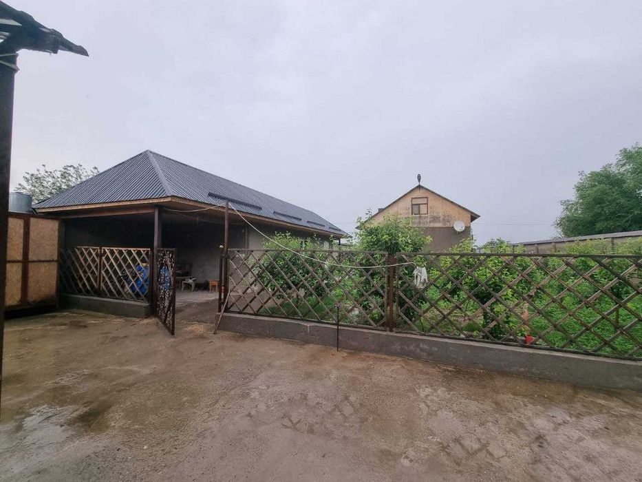 Продам дом+фазенда/Шаруашылыққа,қора бар,коммуникация қосылған/Участок