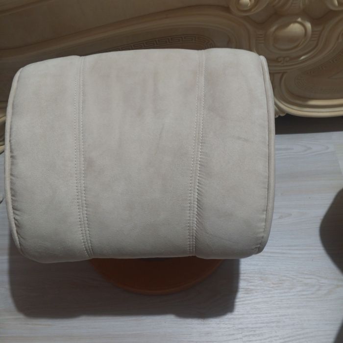 Gata cu petele de pe Canapea