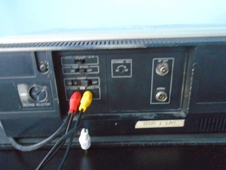 видео Fisher fvh-d520