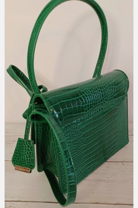 Малка зелена чанта крокодилска кожа