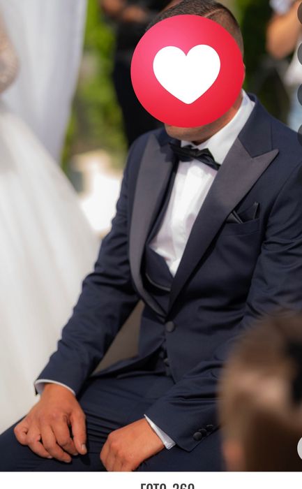 Vând costum de mire !